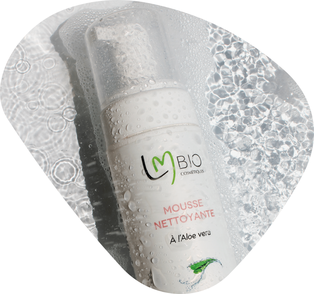 Une mousse nettoyante de notre gamme de cosmétique bio LM Bio