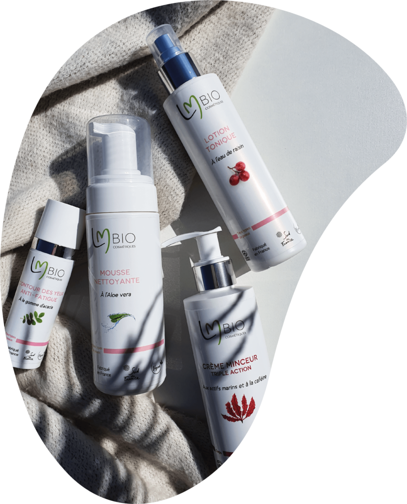 Plusieurs produits cosmétiques bio de la gamme LM Bio